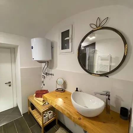 Apartment La Casetta Di Susy Naples